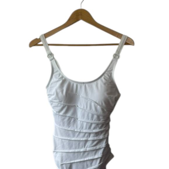 Calvin Klein Starburst One-Piece Swimsuit White 4-way Stretch UPF 50+ Sz 8  NEW - Picture 2 of 7